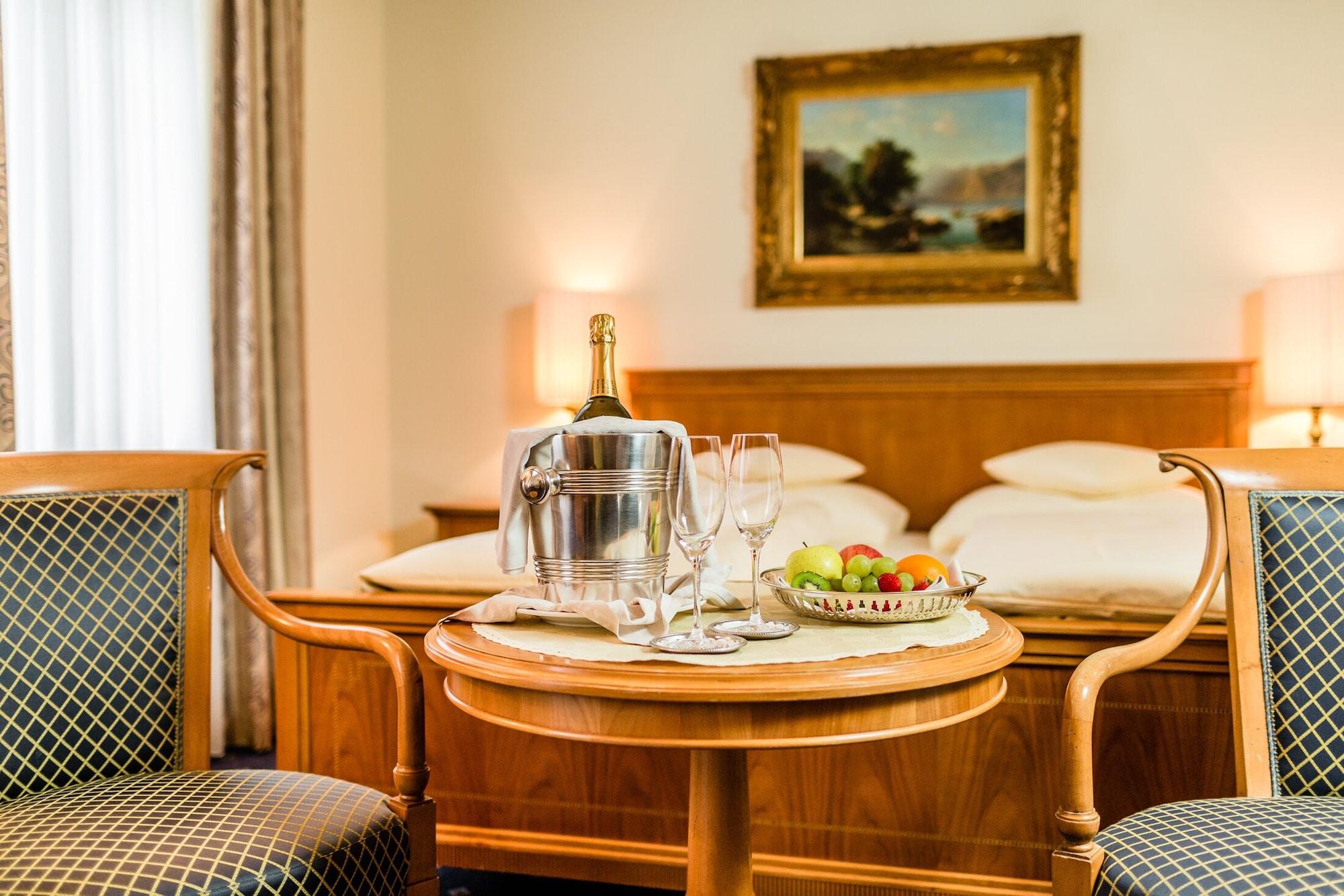 Villa Bavaria Мерано Экстерьер фото