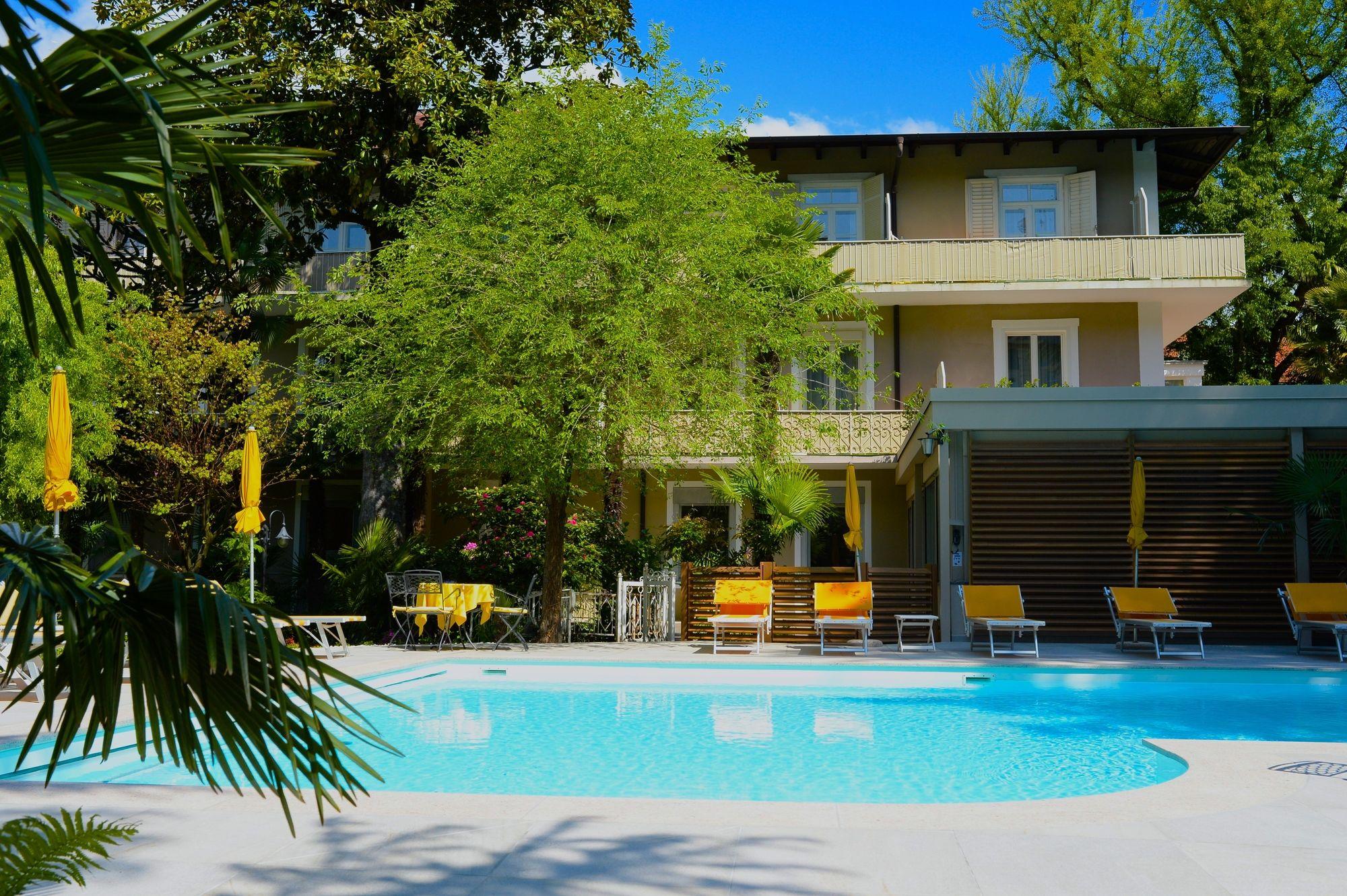 Villa Bavaria Мерано Экстерьер фото